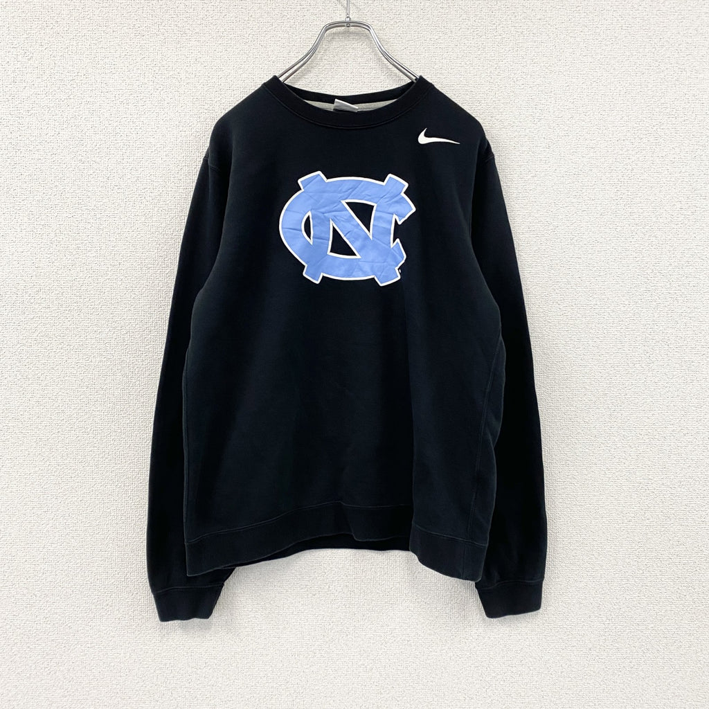 NIKE　ナイキ　スウェット/トレーナー　スウッシュ　UNC　ノースカロライナ大学　黒　ブラック　Mサイズ　古着