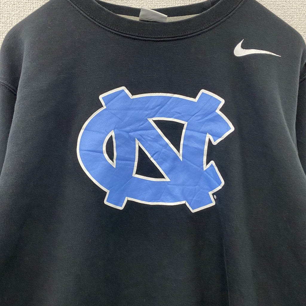 NIKE　ナイキ　スウェット/トレーナー　スウッシュ　UNC　ノースカロライナ大学　黒　ブラック　Mサイズ　古着