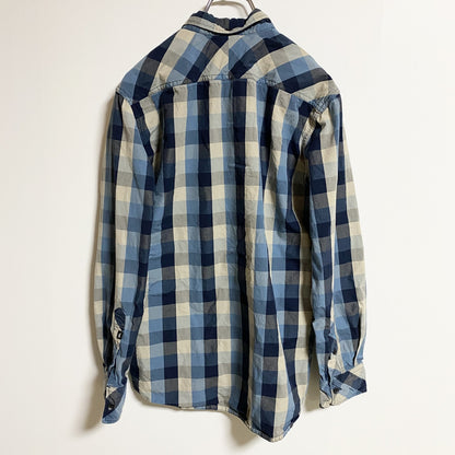 古着 used　QUIKSILVER　クイックシルバー　長袖チェック柄シャツ　青　ブルー　秋冬服　レトロデザイン　Sサイズ