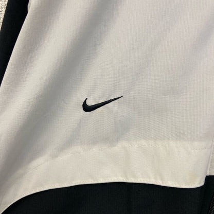 古着 used　NIKE ナイキ　長袖ナイロンジャケット　ワンポイントプリントアウター　ハイネック　ビックシルエット　XXLサイズ