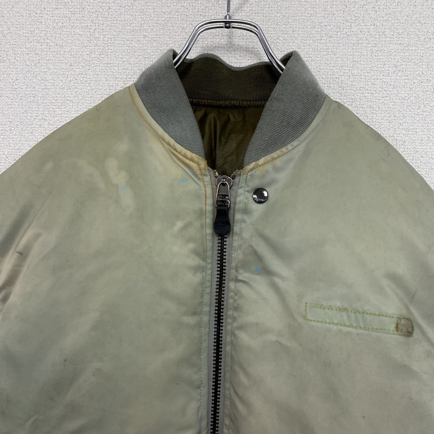 AVIREX　アヴィレックス　MA-1　フライトジャケット　カーキ　Mサイズ