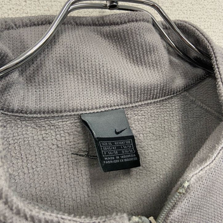 NIKE　ナイキ　トラックジャケット/ジャージ　灰色　グレー　XLサイズ