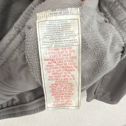 NIKE　ナイキ　トラックジャケット/ジャージ　灰色　グレー　XLサイズ