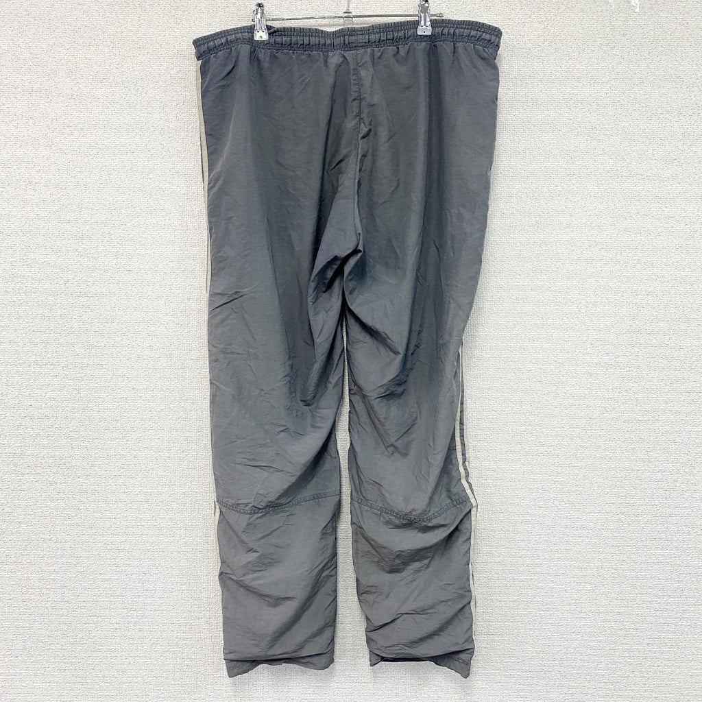 adidas　アディダス　ナイロンパンツ　グレー　Mサイズ メンズ 古着