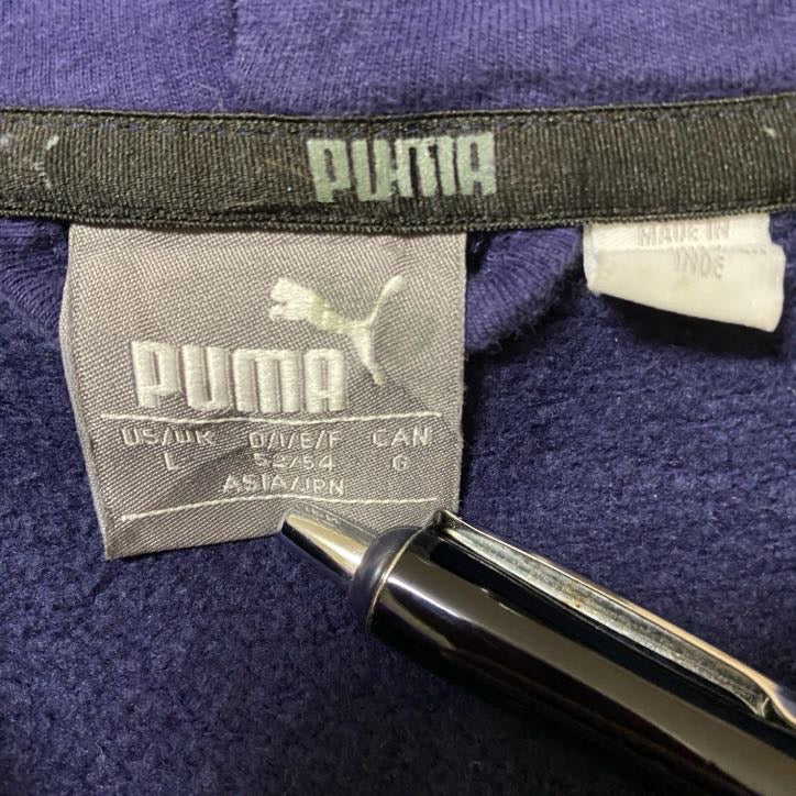 古着 used PUMA プーマ　長袖ロゴフルジップパーカー　フーディー　バックロゴプリント　スポーティー　ネイビー　Lサイズ