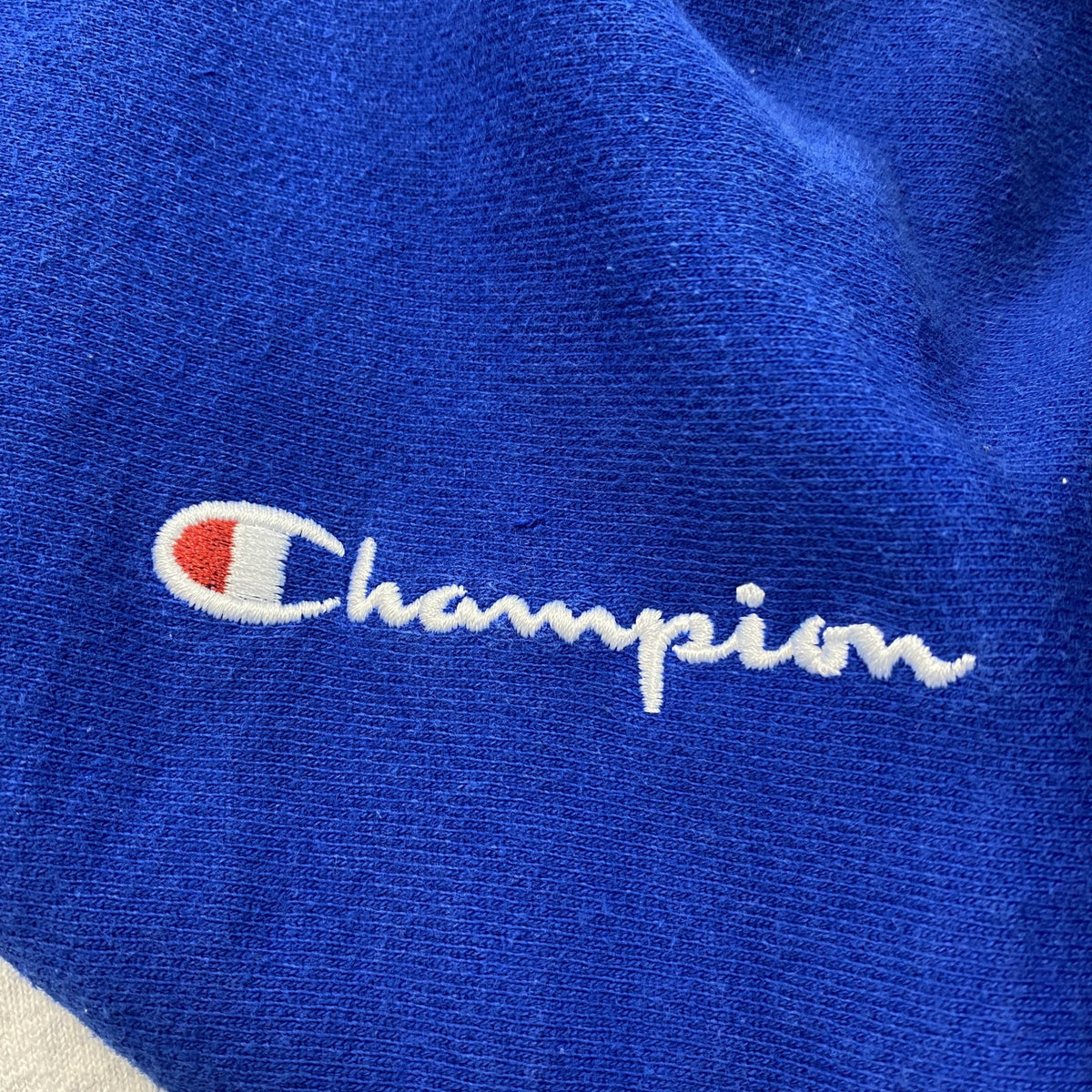 Champion　チャンピオン　リバースウィーブ　スウェットパーカー/フーディー　ワンポイント　刺繍ロゴ　現行　青　ブルー　Lサイズ　古着