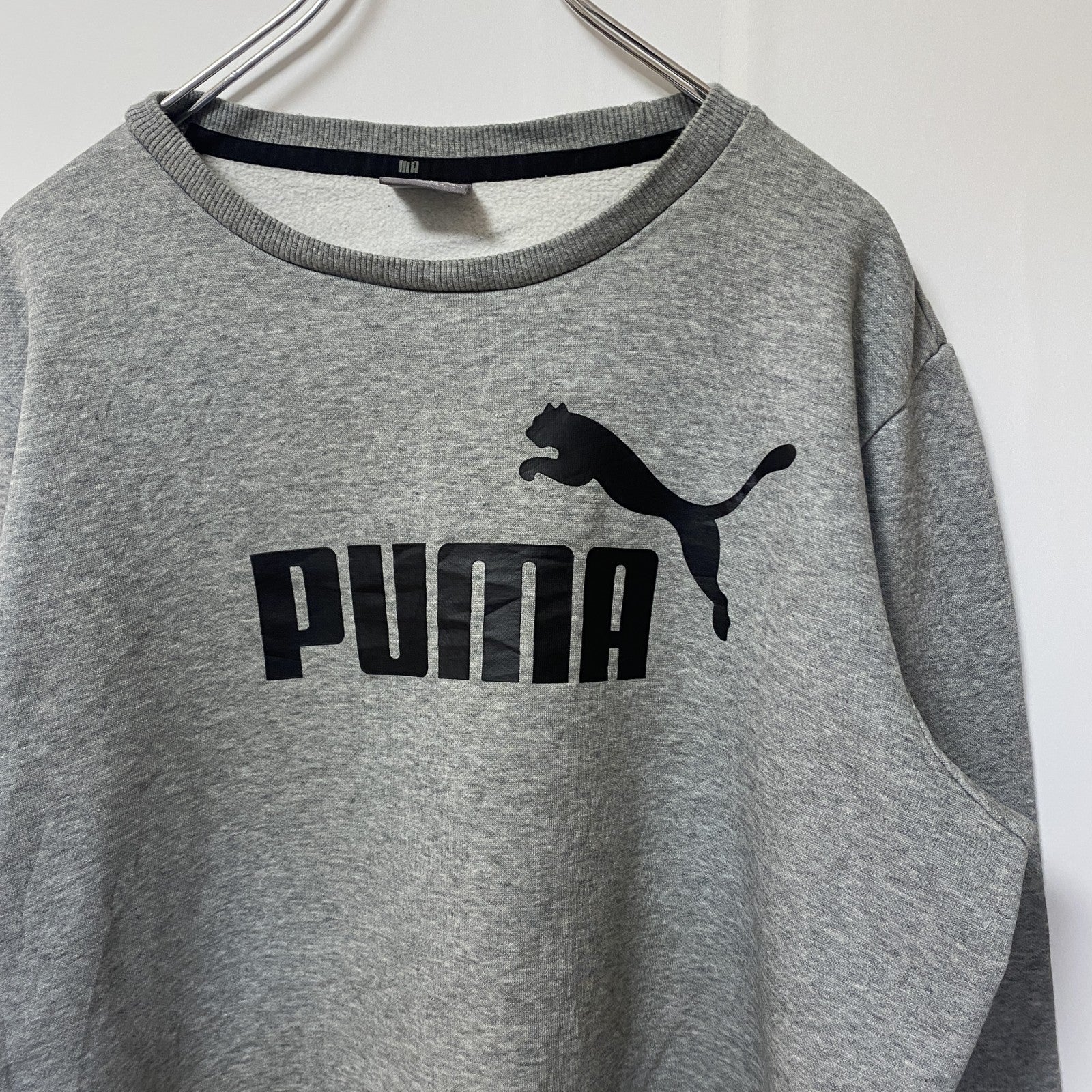 PUMA プーマ　長袖フロントデザインスウェット　トレーナー　クルーネック　グレー　灰色　カジュアル　Mサイズ　古着