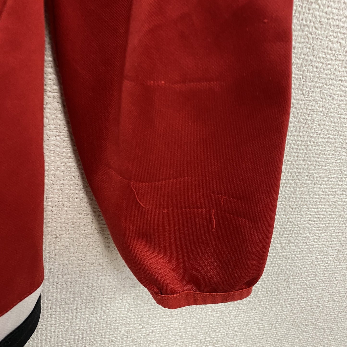 adidas　アディダス　ハーフジップトラックジャケット/ジャージ　デカロゴ　パフォーマンスロゴ　赤　レッド　Mサイス