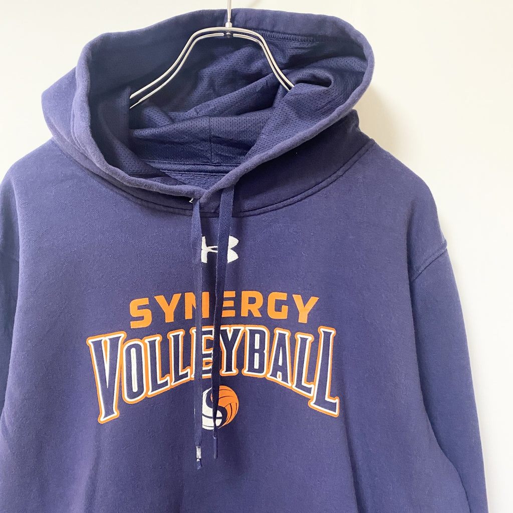 UNDER ARMOUR　長袖プリントデザインパーカー　フーディー　ネイビー　紺　前ポケット　Ｌサイズ　古着