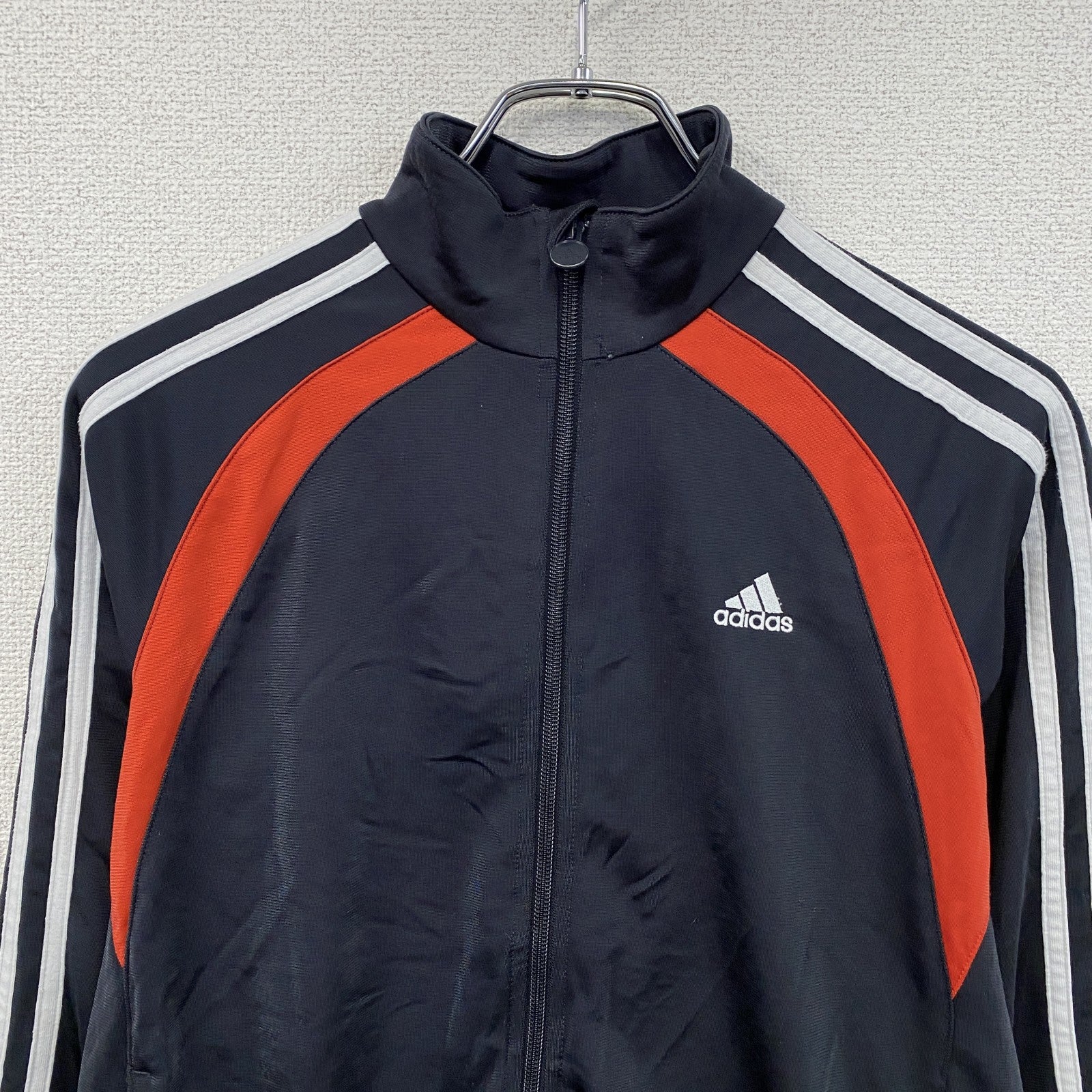 adidas　アディダス　トラックジャケット/ジャージ　パフォーマンスロゴ　黒　ブラック　　古着