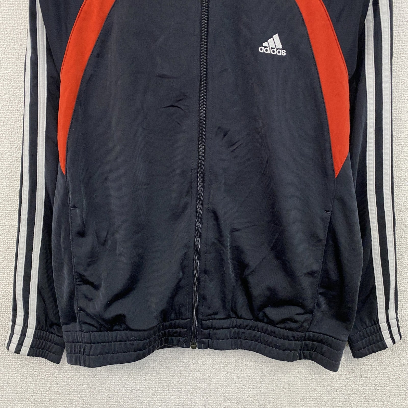 adidas　アディダス　トラックジャケット/ジャージ　パフォーマンスロゴ　黒　ブラック　　古着