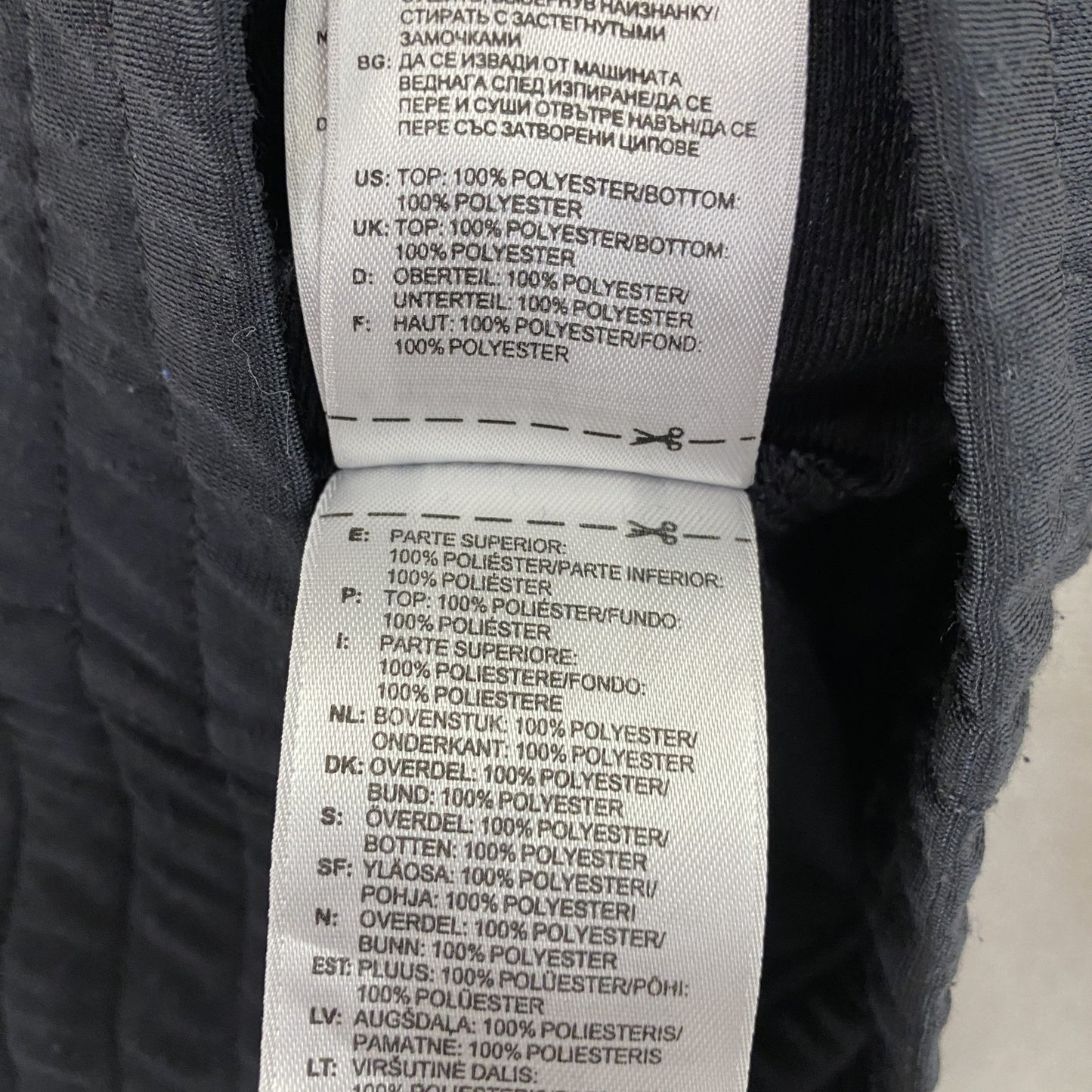 adidas　アディダス　トラックジャケット/ジャージ　パフォーマンスロゴ　黒　ブラック　