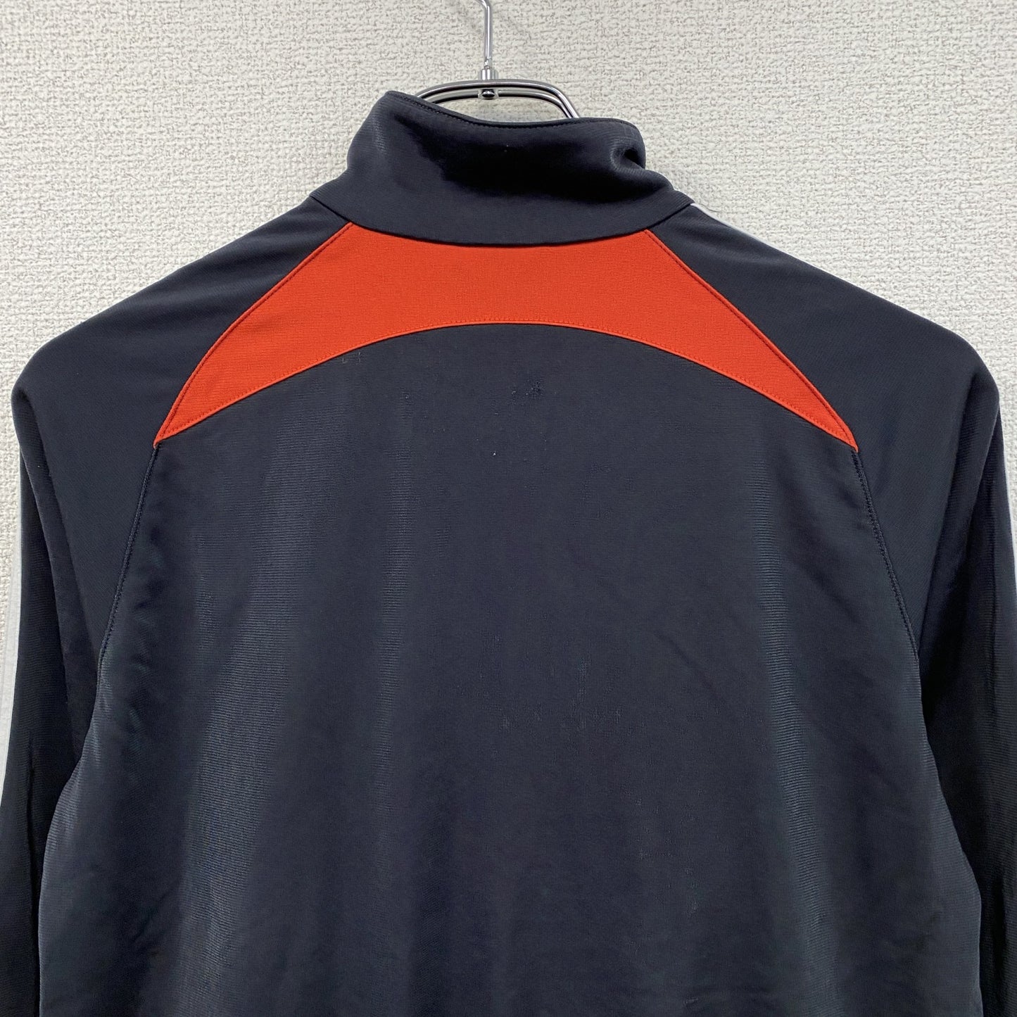 adidas　アディダス　トラックジャケット/ジャージ　パフォーマンスロゴ　黒　ブラック　