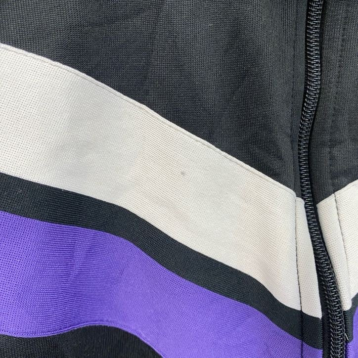 NIKE　ナイキ　トラックジャケット/ジャージ　刺繍ロゴ　バイカラー　黒　ブラック