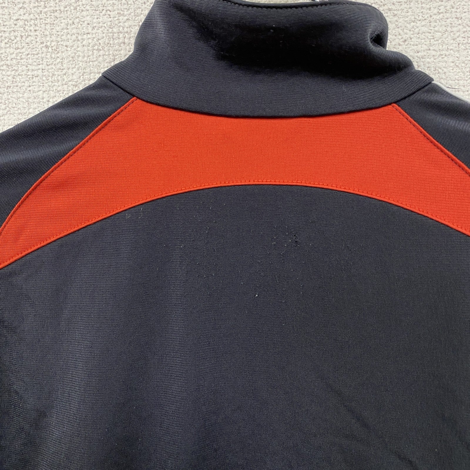 adidas　アディダス　トラックジャケット/ジャージ　パフォーマンスロゴ　黒　ブラック　　古着