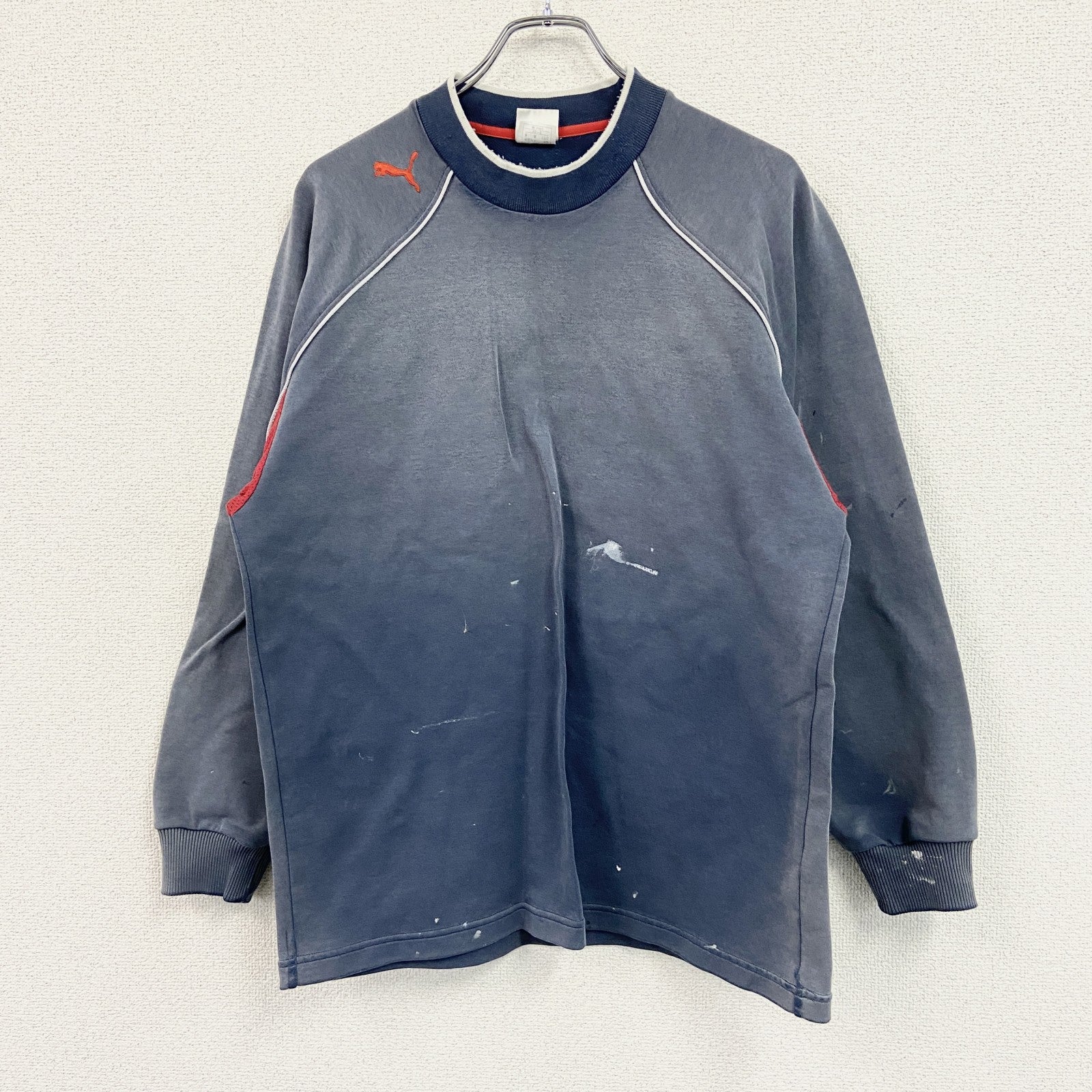 PUMA　プーマ　スウェット/トレーナー　フェード　ラグランスリーブ　刺繍ロゴ　ワンポイント　紺　ネイビー　Mサイズ　古着