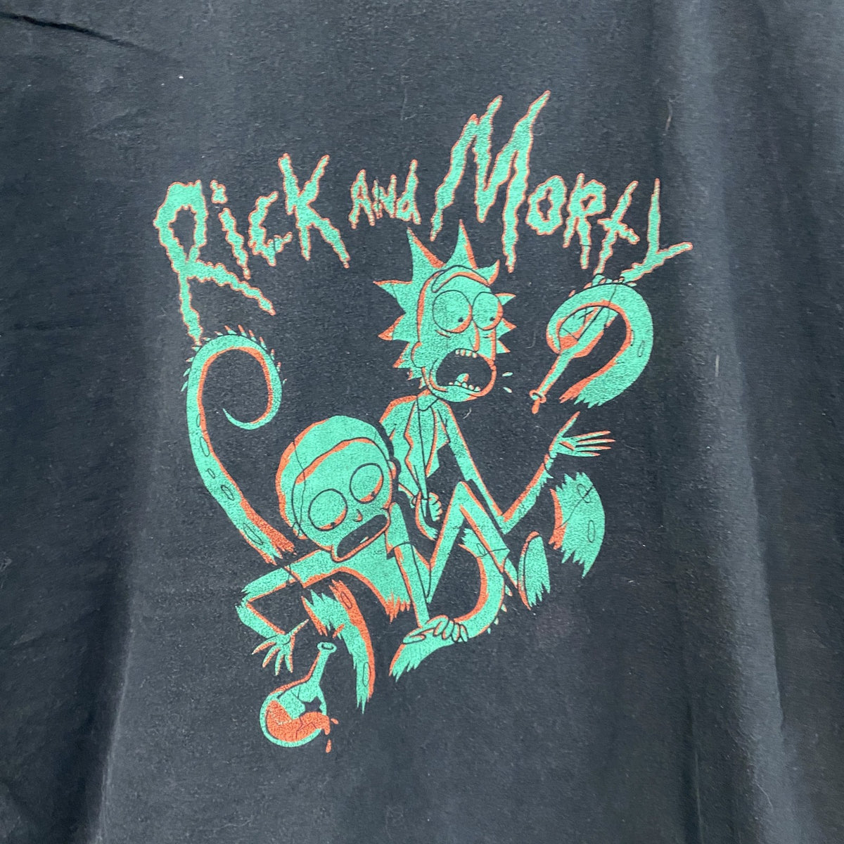 Rick and Morty　GILDAN　半袖アニメプリントTシャツ　キャラT　黒　ブラック　2XLサイズ　古着