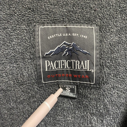 古着 used　PACIFIC TRAIL　長袖マウンテンパーカー　ワンポイント刺繍　裏地フリース　水色　秋冬服　レトロ