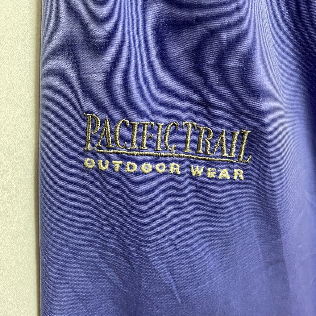 PACIFIC TRAIL　長袖マウンテンパーカー　ワンポイント刺繍　裏地フリース　水色　秋冬服　レトロ　古着