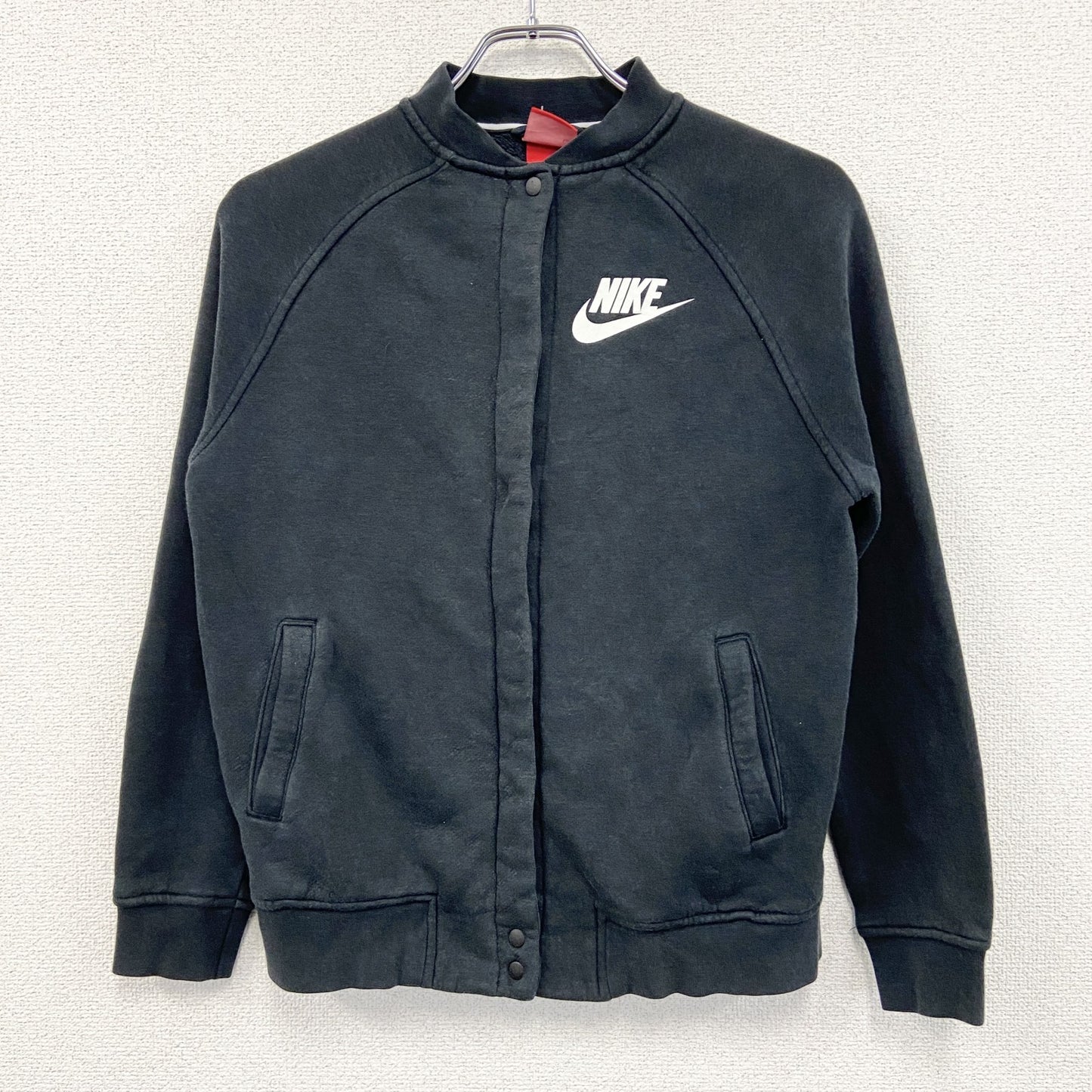 NIKE　ナイキ　スウェットボタンスタジャン　ブルゾン　黒　ブラック　Sサイズ