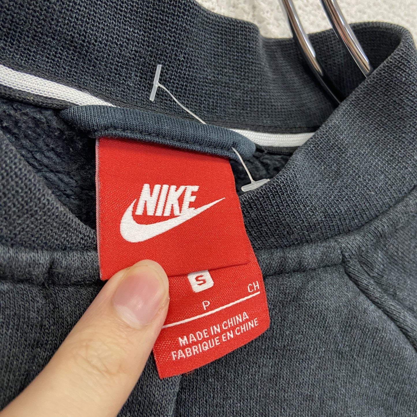 NIKE　ナイキ　スウェットボタンスタジャン　ブルゾン　黒　ブラック　Sサイズ