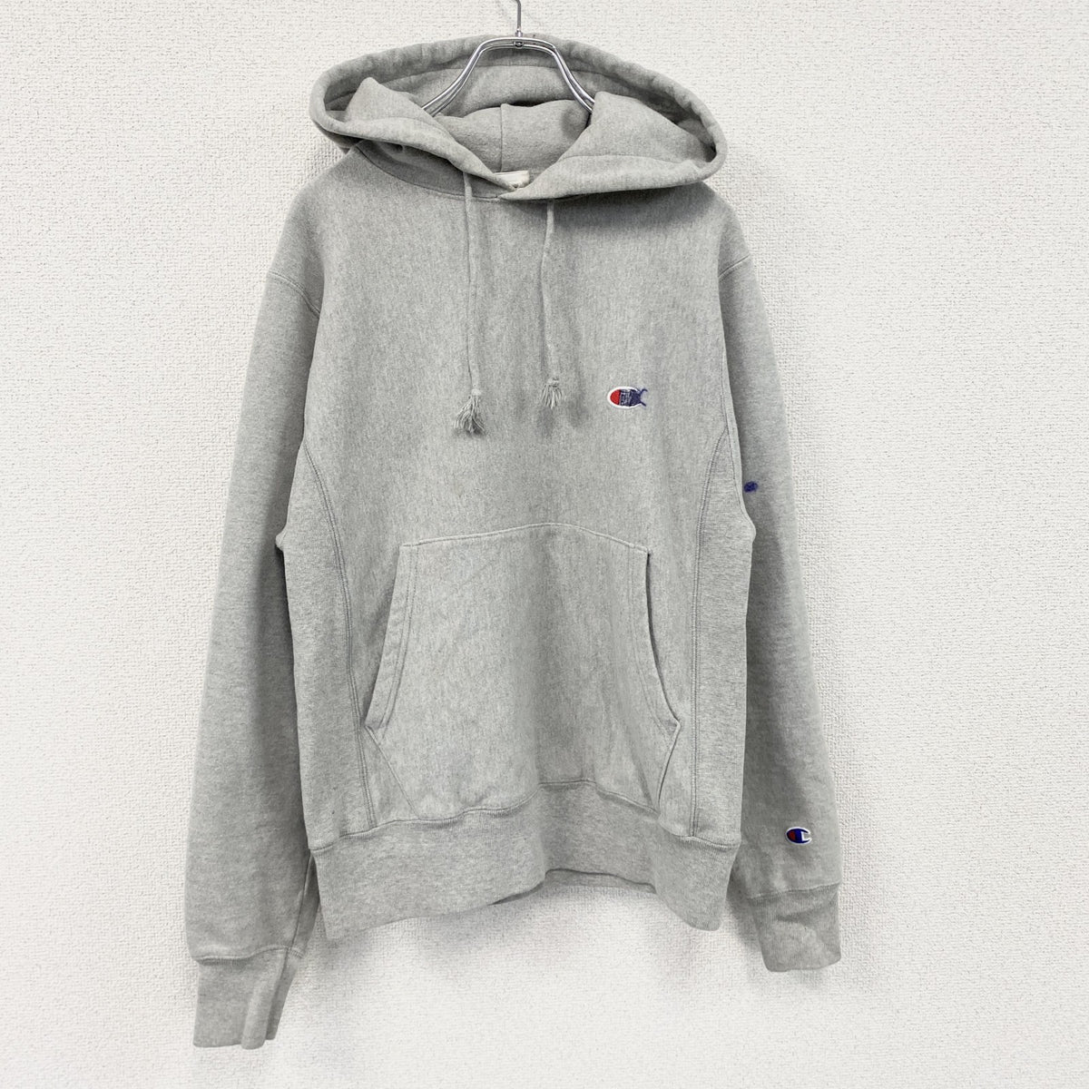 Champion　チャンピオン　リバースウィーブ　スウェットパーカー/フーディー　刺繍ロゴ　ワンポイント　現行　灰色　グレー　Sサイズ　古着
