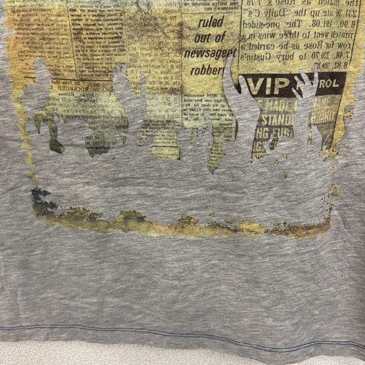 PEPE JNS　半袖プリントTシャツ　3連プリント　英字プリント　新聞紙　クルーネック　灰色　グレー　XLサイズ　古着