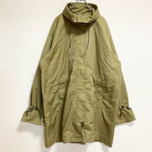 古着 used　TIGER OF SWEDEN　タイガーオブスウェーデン　長袖ハイネックブルゾン　無地ジャンパー　ベージュ　秋冬服