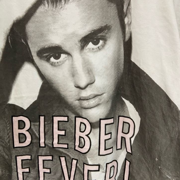 NO:1 FAN　半袖音楽プリントTシャツ　ジャスティンビーバー　白　ホワイト　6-8サイズ　古着