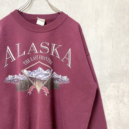 古着 used　長袖プリントスウェット　トレーナー　ALASKA　アラスカ　Mountain　ワインレッド　クルーネック　Lサイズ