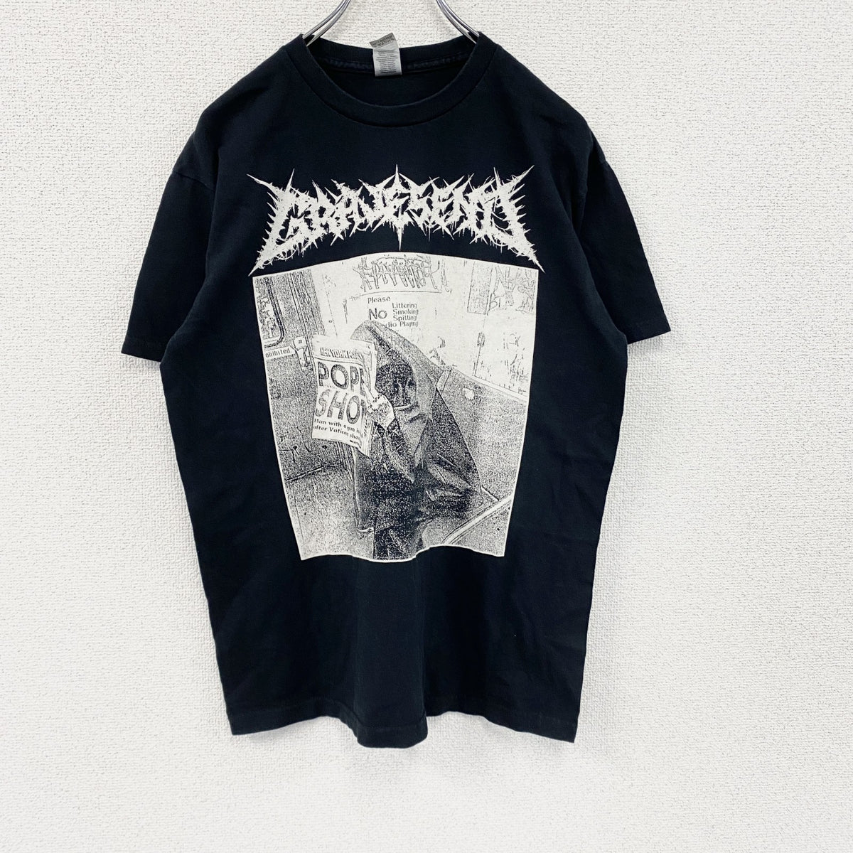 GILDAN　ギルダン　Gravesend　グレーブゼンド　半袖プリントバンドTシャツ　ブラックレター　黒　ブラック　Mサイズ カットソー メンズ コットン 古着