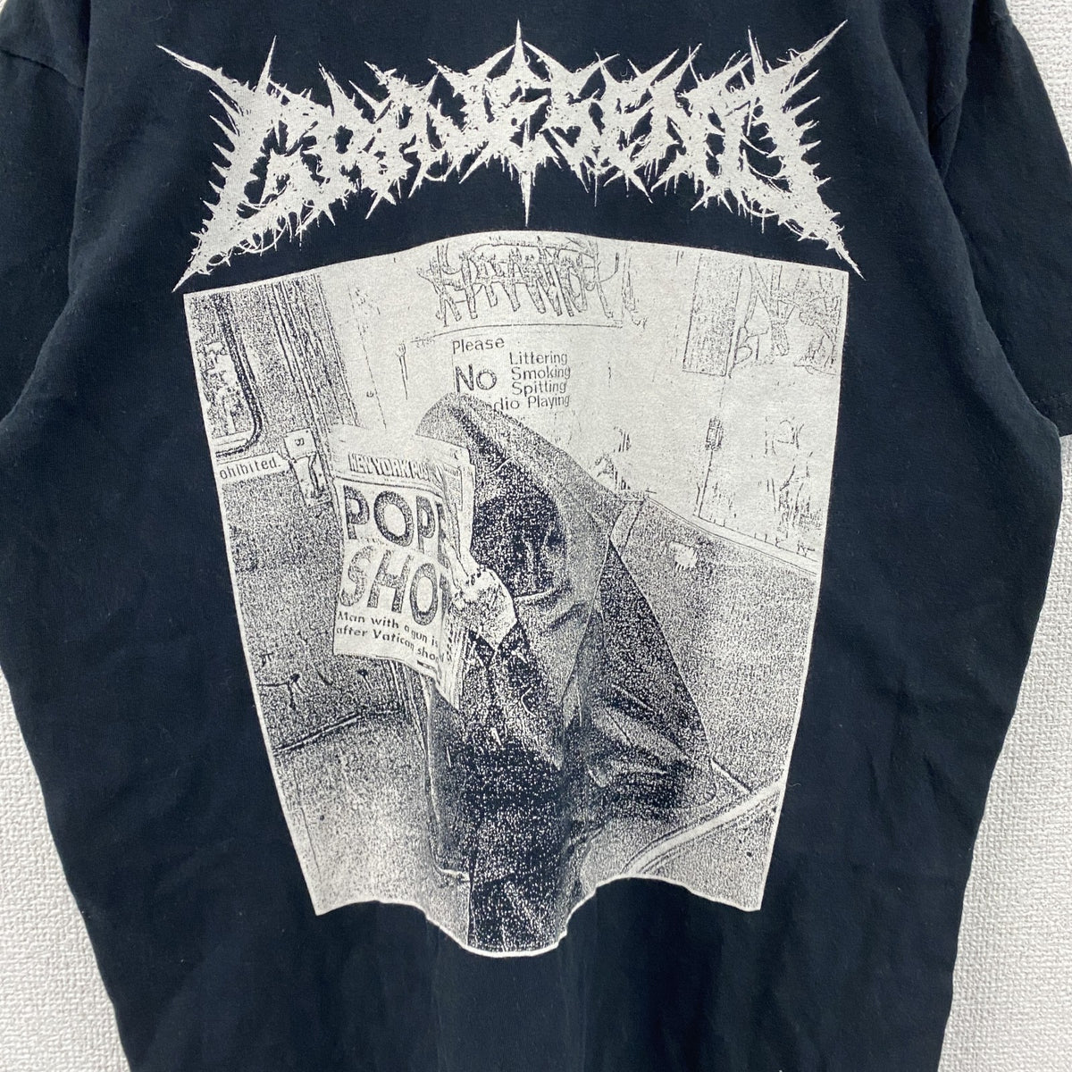 GILDAN　ギルダン　Gravesend　グレーブゼンド　半袖プリントバンドTシャツ　ブラックレター　黒　ブラック　Mサイズ カットソー メンズ コットン 古着