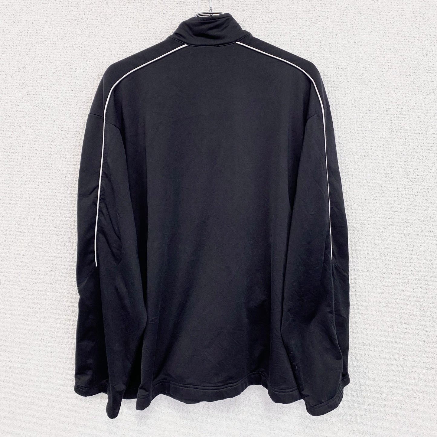 NIKE　ナイキ　トラックジャケット/ジャージ　刺繍ロゴ　黒　ブラック　XLサイズ