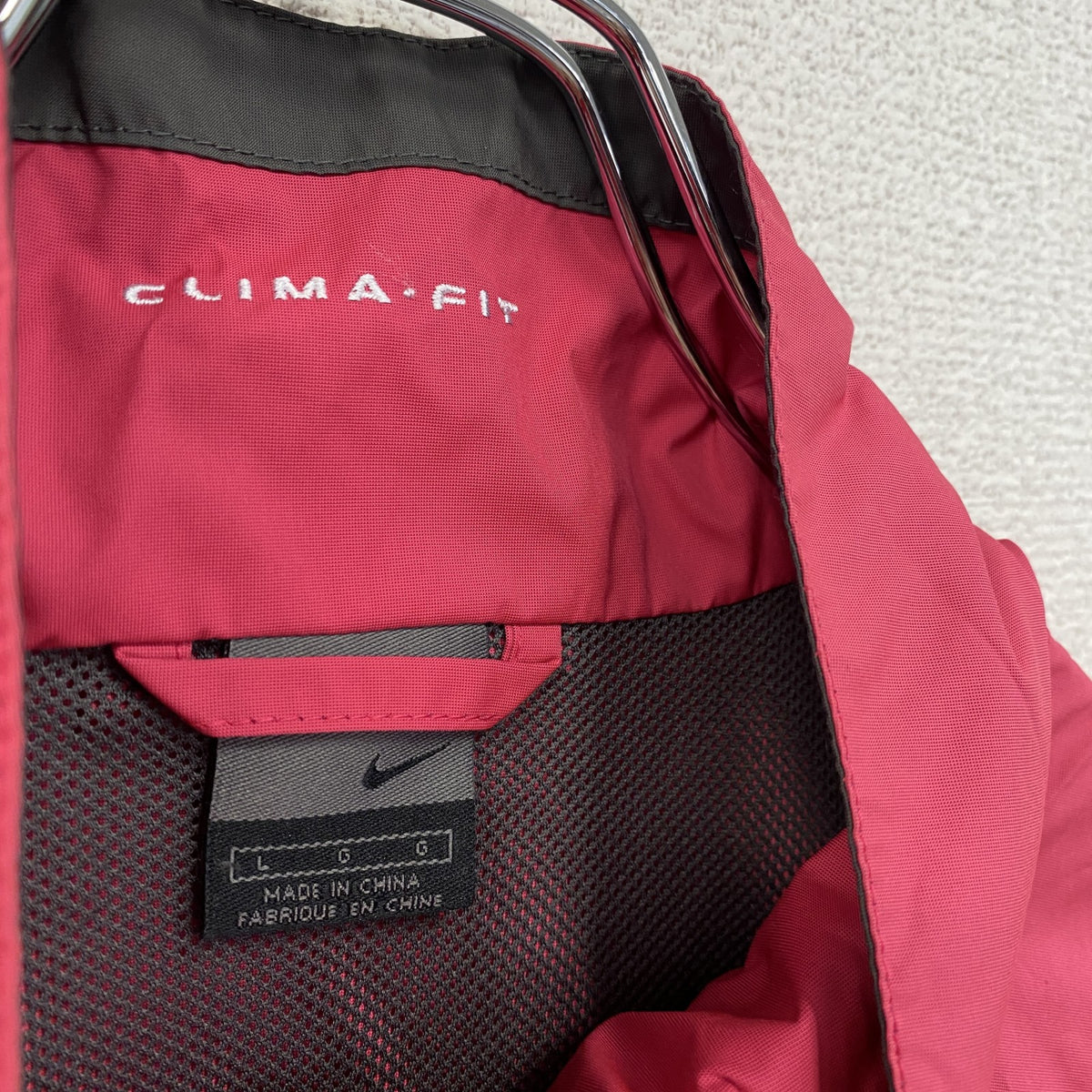 00s　NIKE　ナイキ　CLIMA-FIT　ウインドブレーカー　ヴィンテージ　ショッキングピンク　Lサイズ　古着