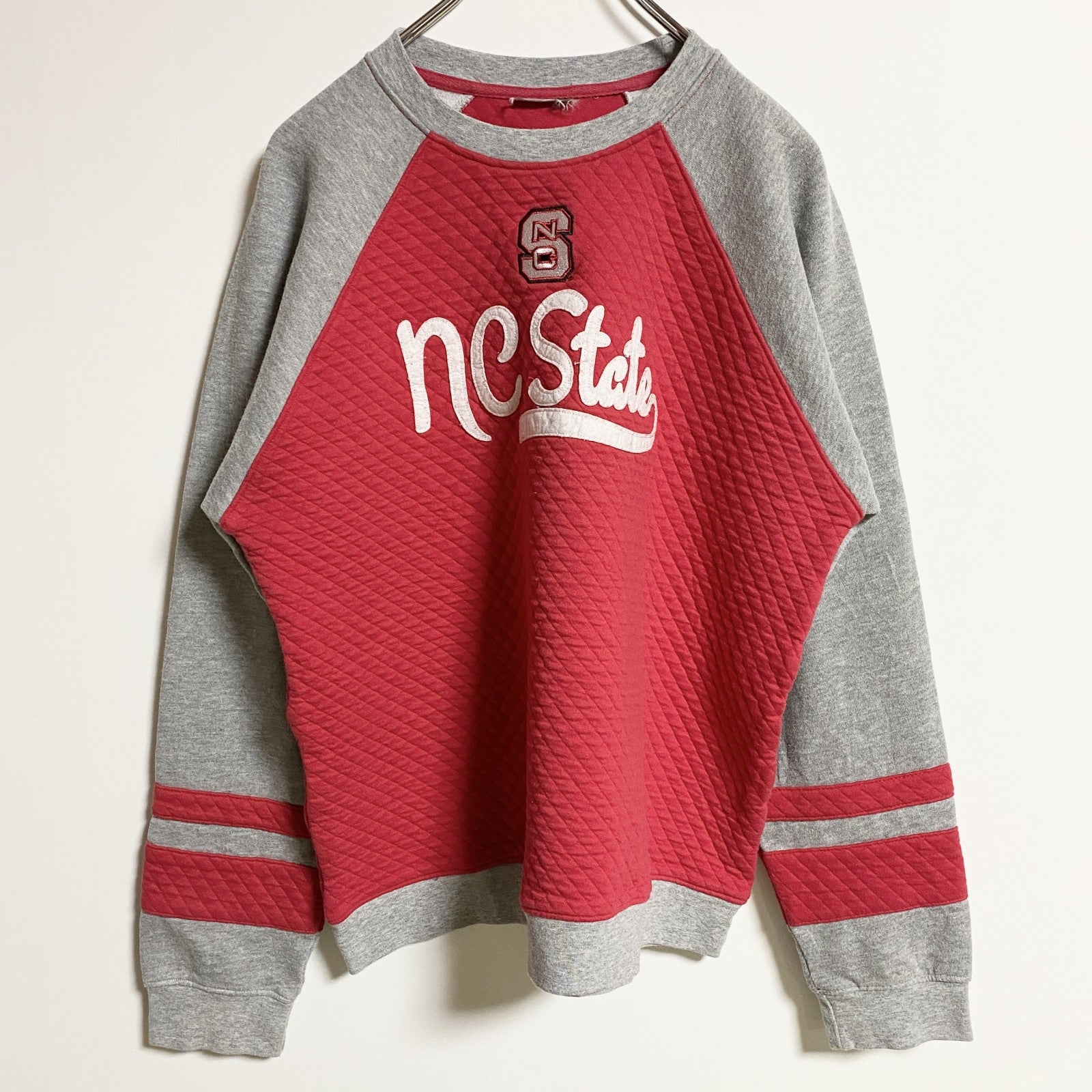 NC STATE UNIVERSITY　長袖カレッジプリントスウェット　トレーナー　刺繍　キルティング　レトロ　古着