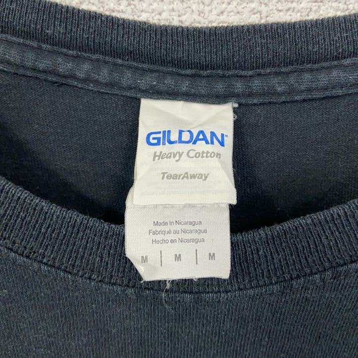 GILDAN　ギルダン　半袖プリントアニマルTシャツ　英字プリント　3連プリント　虎　クルーネック　黒　ブラック　Mサイズ　古着