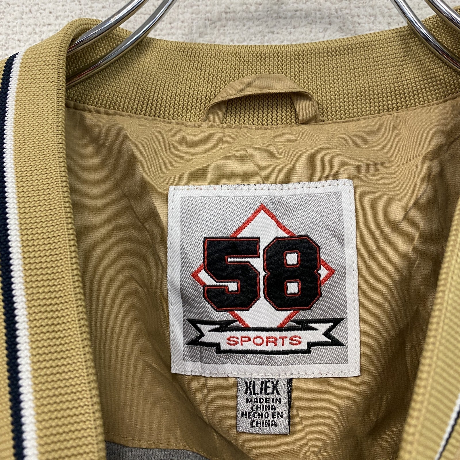 90s　58 SPORTS　プルオーバージャケット　カレッジロゴ　ワッペン　ヴィンテージ　ベージュ　XLサイズ　古着