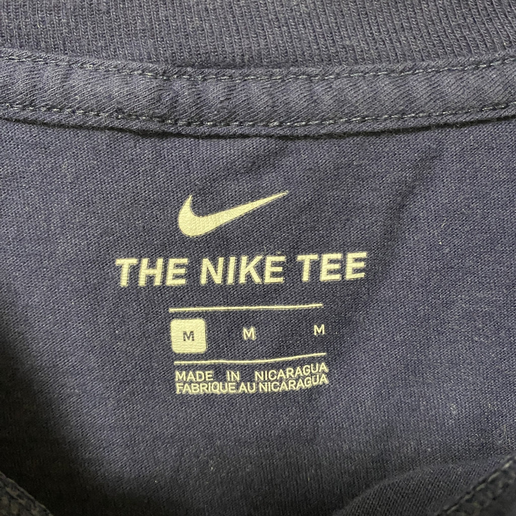 THE NIKE TEE　ナイキ　半袖クルーネックデザインプリントTシャツ　ネイビー　紺　Mサイズ　古着