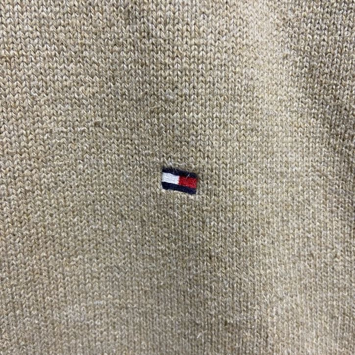 古着　used　TOMMYHILFIGER　トミーヒルフィガー　長袖ワンポイント刺繍ニット　セーター　ベージュ　XXLサイズ