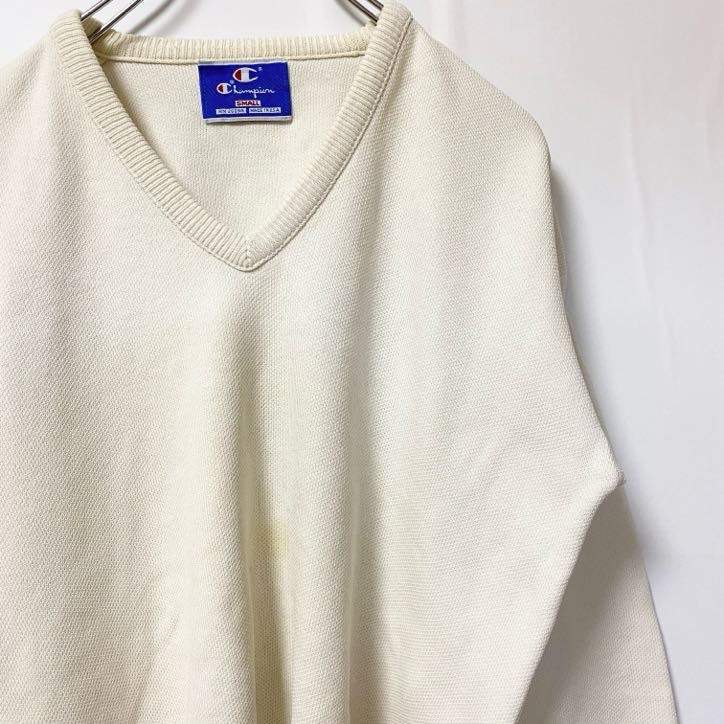 古着 used　Champion　チャンピオン　USA製　長袖Vネックニット　ノームコアセーター　白　ホワイト　秋冬服　Sサイズ