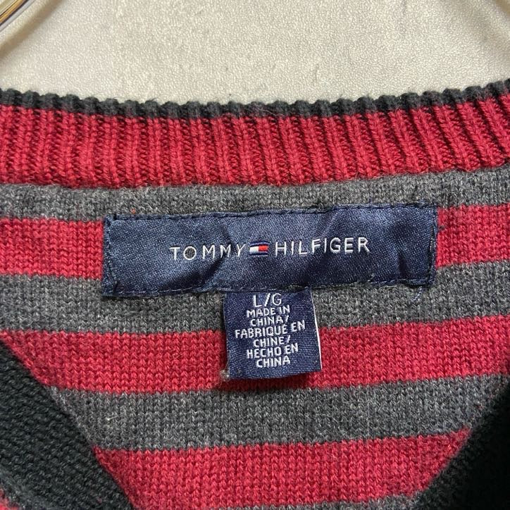 古着　used　TOMMYHILFIGER　トミーヒルフィガー　ワンポイント刺繍ニット　セーター　クルーネック　ブラック　Lサイズ