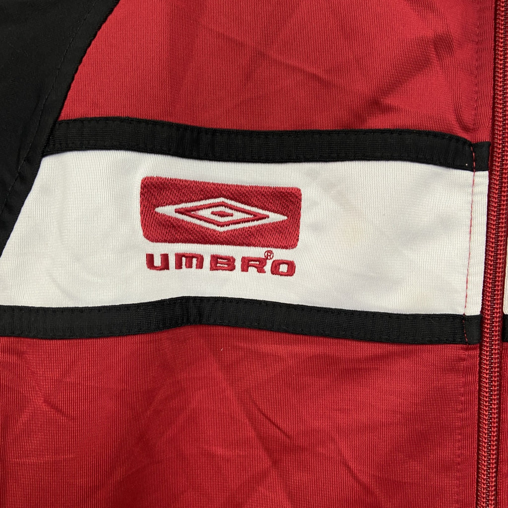 Umbro　アンブロ　トラックジャケット/ジャージ　トライカラー　赤　レッド　白　ホワイト　黒　ブラック　152　古着