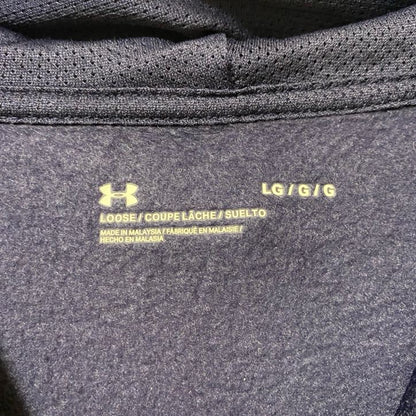 古着 used　UNDER ARMOUR　長袖ワンポイント刺繍パーカー　スウェットプルオーバー　紺　ネイビー　秋冬服　Lサイズ