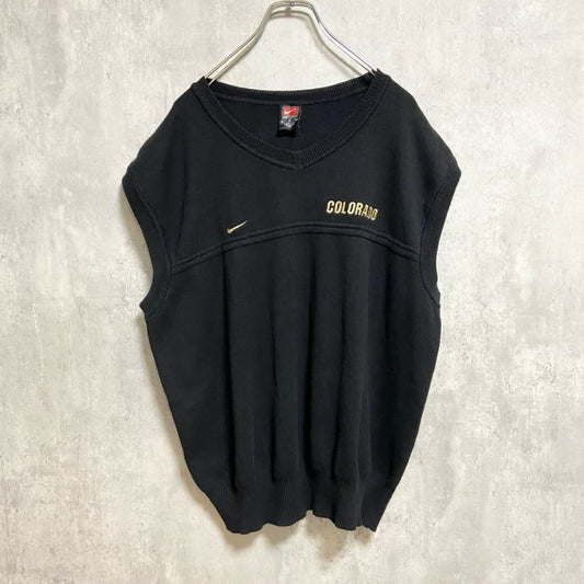 古着　used　NIKE　ナイキ　ワンポイントロゴ刺繍ニットベスト　COLORADO　コロラド州　黒　ブラック　レトロ　Lサイズ