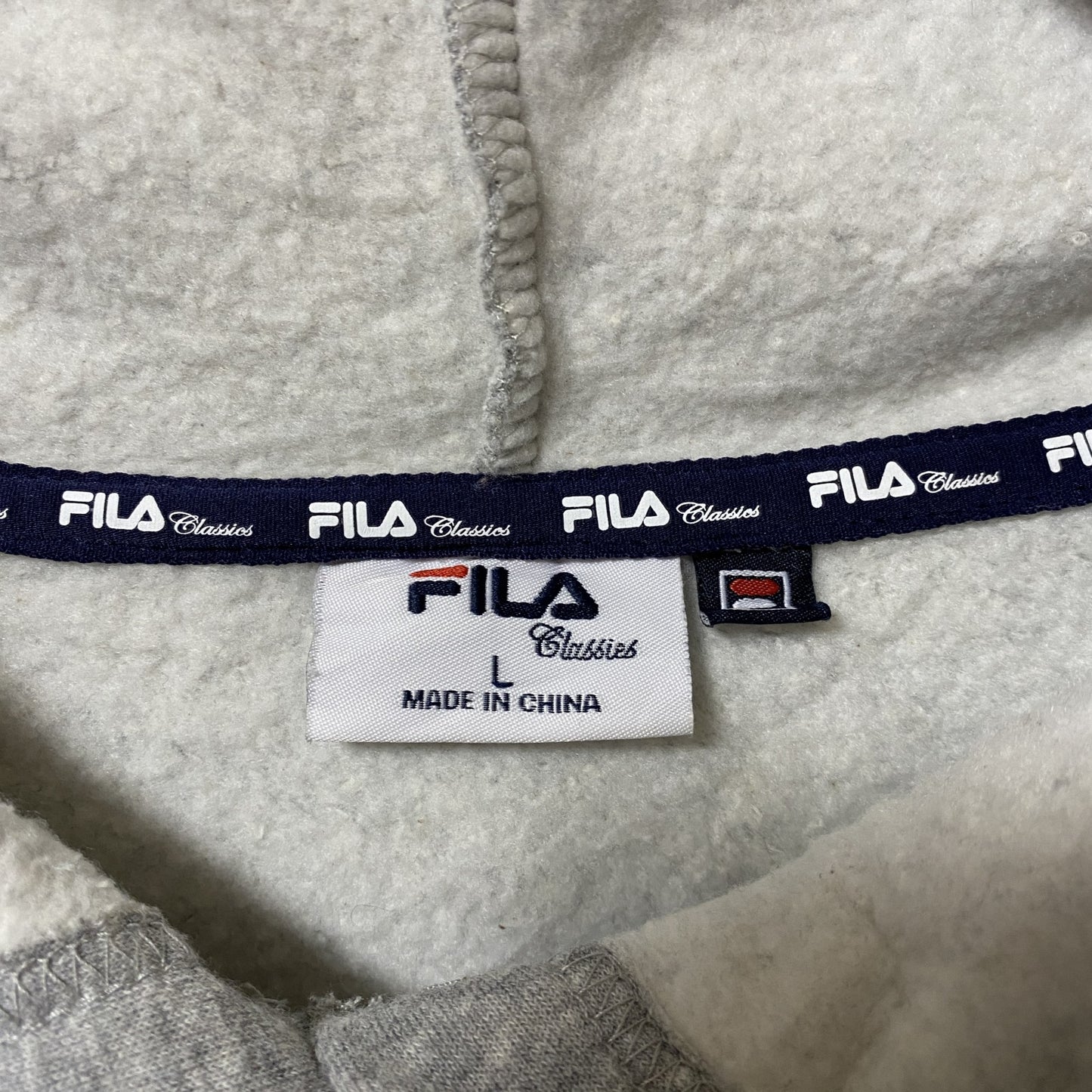 古着 used　FILA フィラ　長袖ビックロゴプリントパーカー　プルオーバー　フード付きスウェット　グレー　灰色　Lサイズ