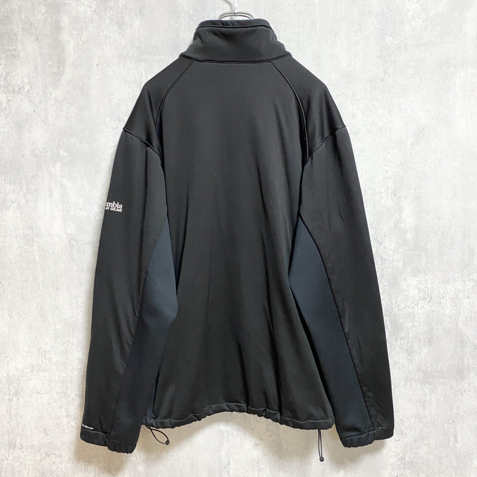 　Columbia　コロンビア　長袖フルジップトラックジャケット　ジャージ　スポーツウェア　黒　ブラック　Lサイズ　古着