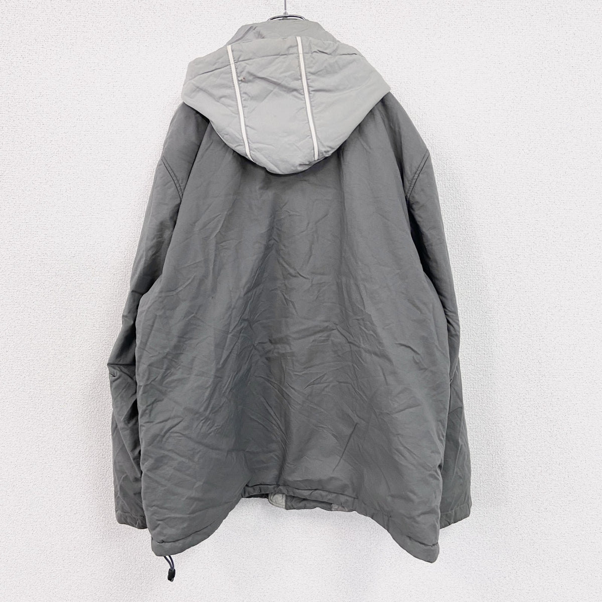 00s　NIKE　ナイキ　マウンテンパーカー　ヴィンテージ　中綿入り　灰色　グレー　XLサイズ　古着