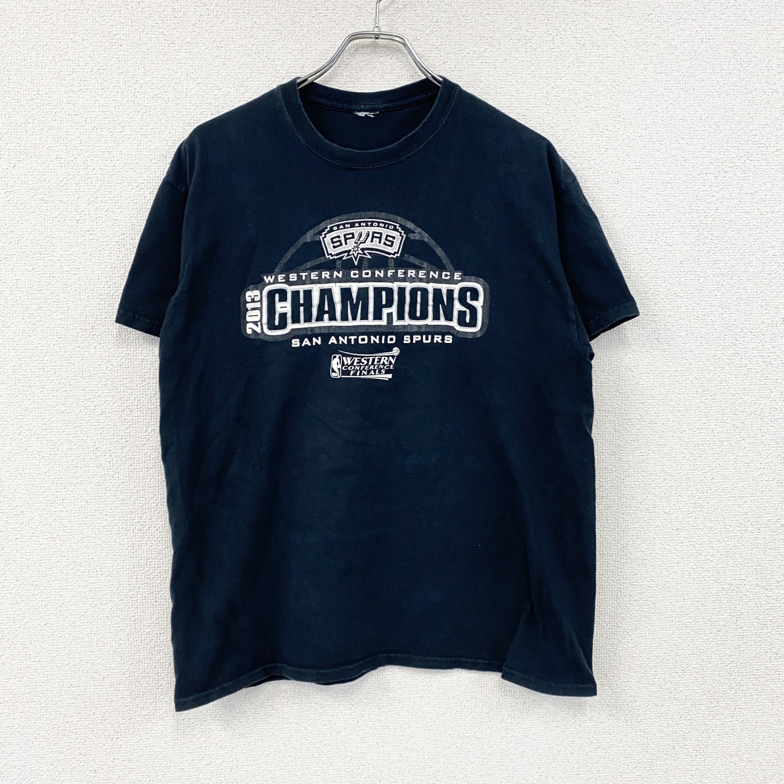 San Antonio Spurts　サンアントニオスパーズ　NBA　半袖プリントTシャツ　黒　ブラック　古着
