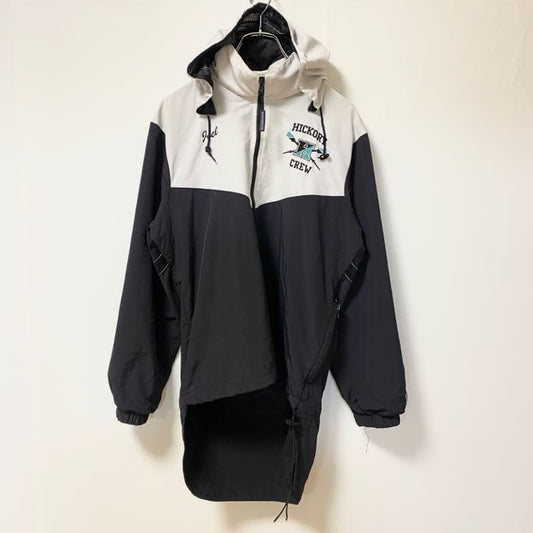 古着 used　BOATHHOUSE　長袖ハーフジップナイロンジャケット　 バイカラー　刺繡デザイン　黒　白　XSサイズ
