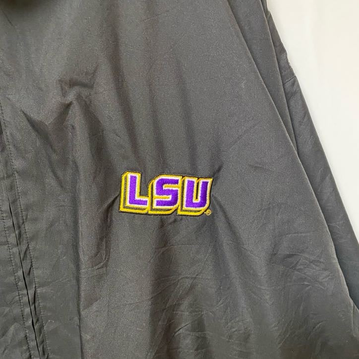 古着 used　CHARLES RIVER　長袖ハイネックナイロンジャケット　ジップアップジャケット　ワンポイント刺繍　LSU　黒